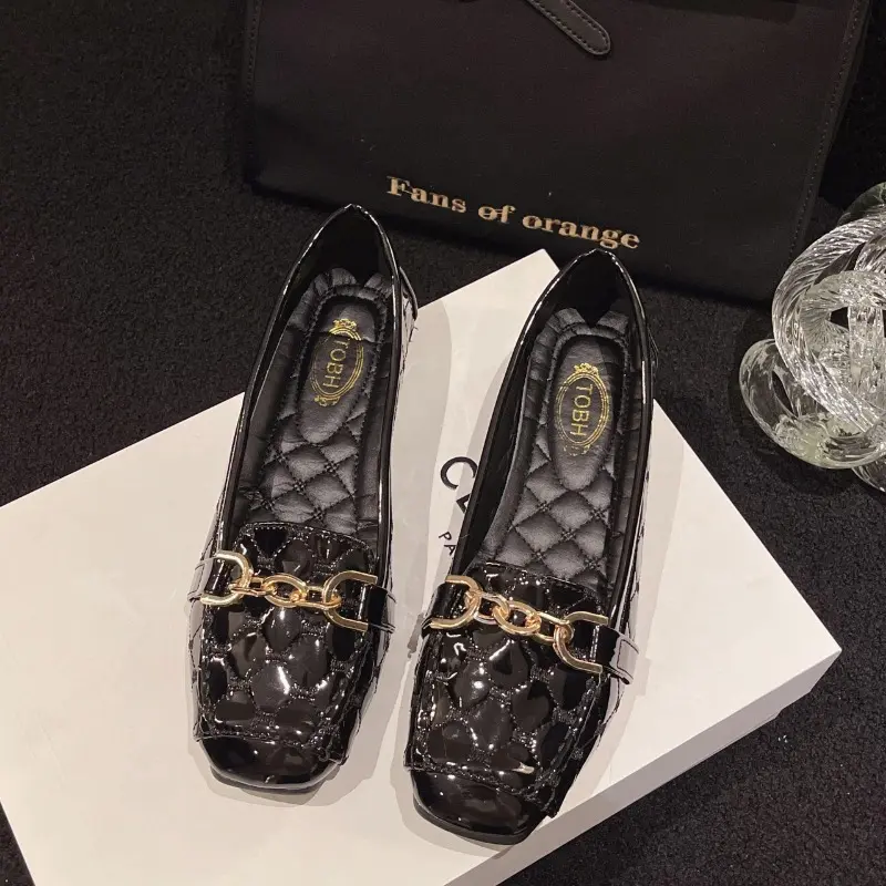Women's Fashion Low Heel Shoes Fall New Square Head Shallow Mouth Metal Chain Soft Sole Anti-slip Wear-resistant Flat Shoes