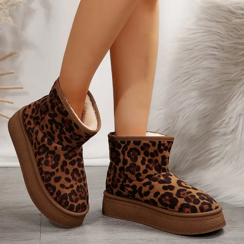 Winter New Flat Snow Boots Women's Round Head Suede Leopard Print Soft Sole Anti-slip Wear-resistant Thick Sole Short Boots