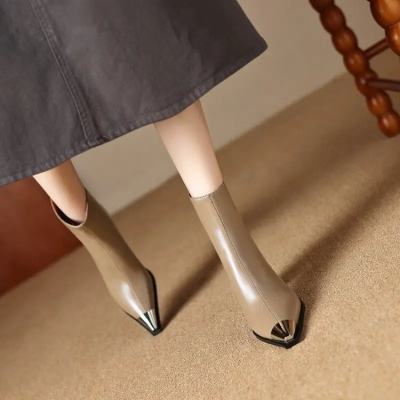 Women's Fashion Thick Heel Single Boots Winter New Metal Pointed Head Back Zipper Anti-slip Wear-resistant Short Boots