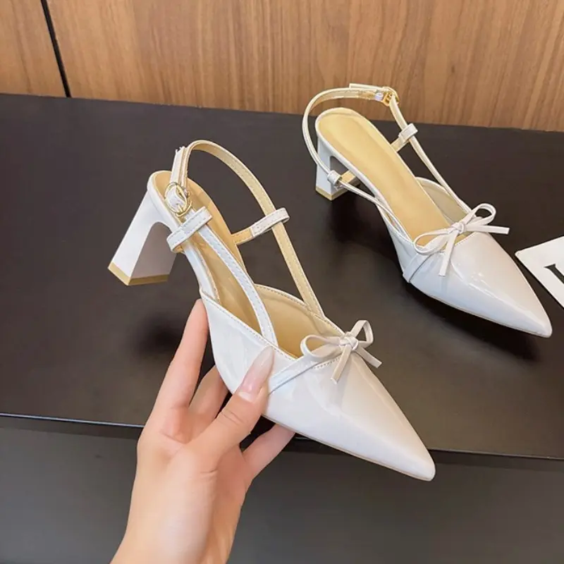 High Heels Women Patent Leather Pointed Toe Bow One Strap Temperament Block Heel Single Shoes Women Gentle Bridesmaid Shoes