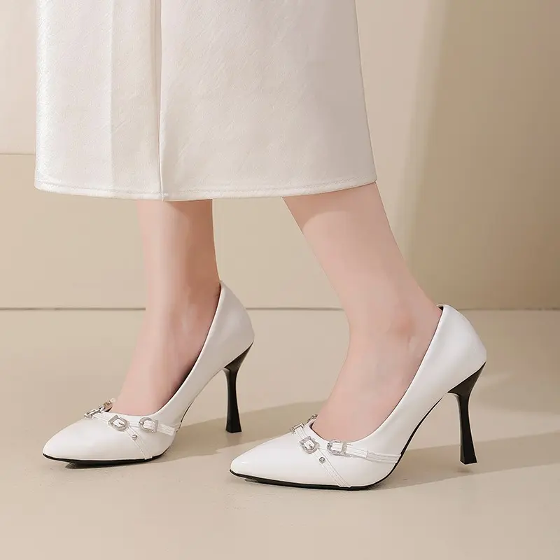 Autumn new temperament pointed toe shallow rivet metal buckle fine heel non-slip wear-resistant high-heeled single shoes