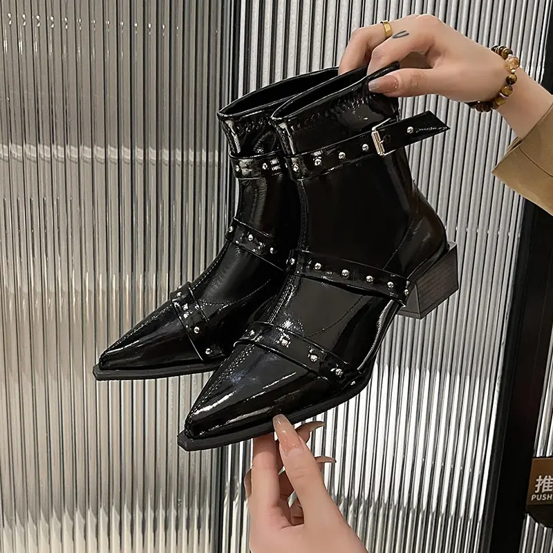 Winter New Coarse Heel Single Boots Women's Fashion Pointed Socket Rivets Metal Buckle Anti-slip Wear-resistant Short Boots