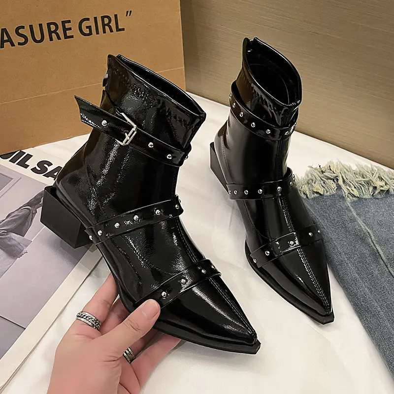 Winter New Coarse Heel Single Boots Women's Fashion Pointed Socket Rivets Metal Buckle Anti-slip Wear-resistant Short Boots