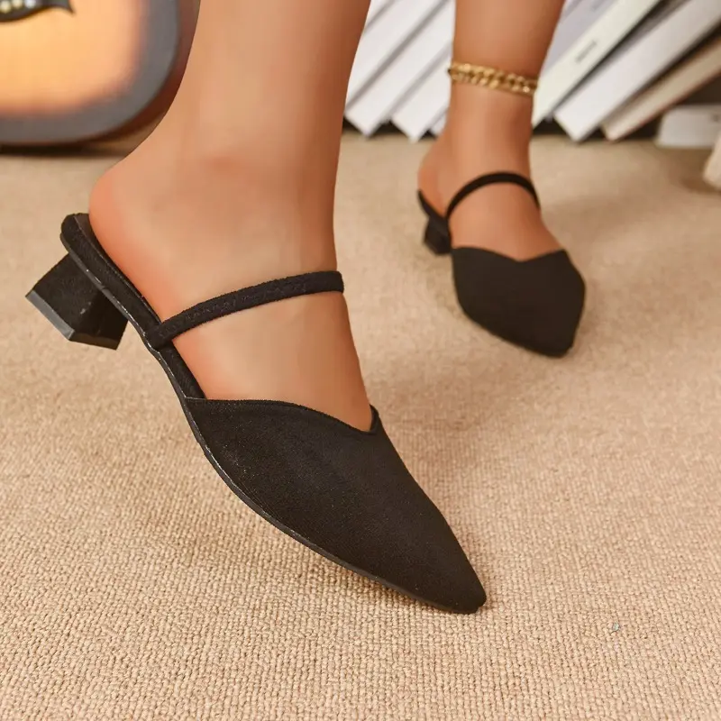 Fashion Velvet Bread Head Semi-drag Summer New Pointed Toe Shallow Cuff Foot Non-slip Wear-resistant Square Heel Shoes