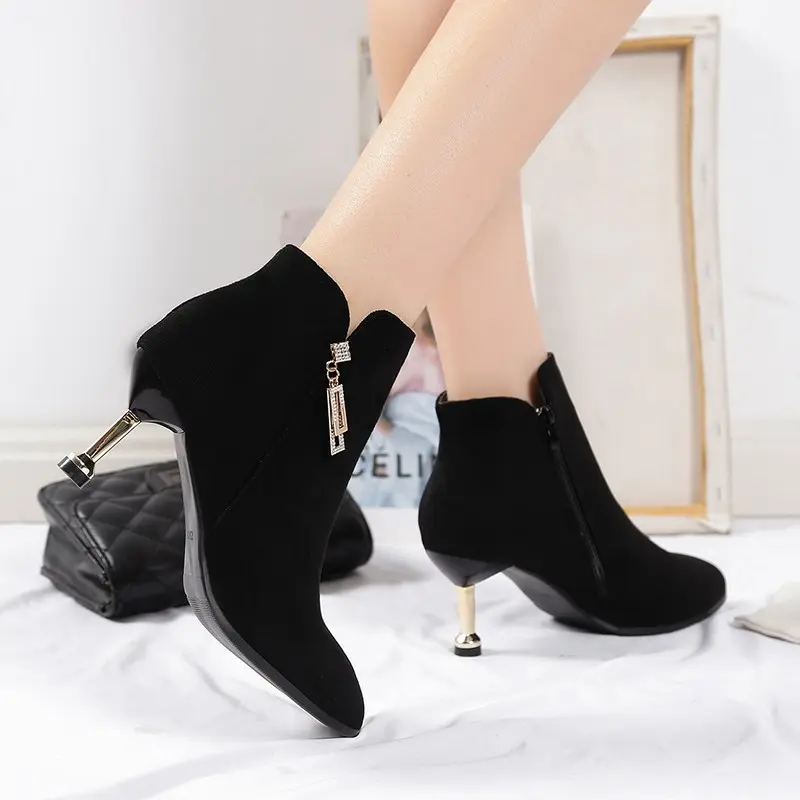 Women's Fashion Slim Heel Single Boots Winter New Pointed Side Zipper Metal Buckle Anti-slip Wear-resistant Short Boots