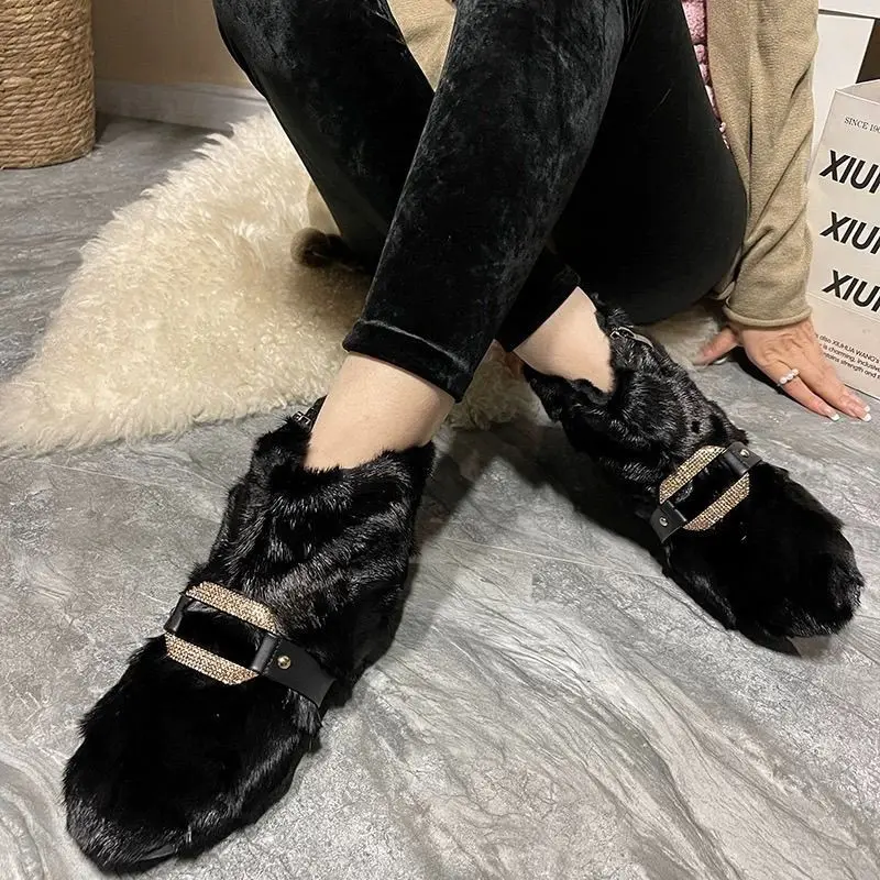 Winter New Low-heel Snow Boots Women's Fashion Round Head Plush Side Zipper Metal Buckle Anti-slip Wear-resistant Short Boots