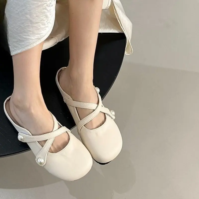 New Round Toe Shallow Mouth Soft Sole Slippers Women's Fashion Cross Pearl Band Non-slip Wrapped Head Slippers