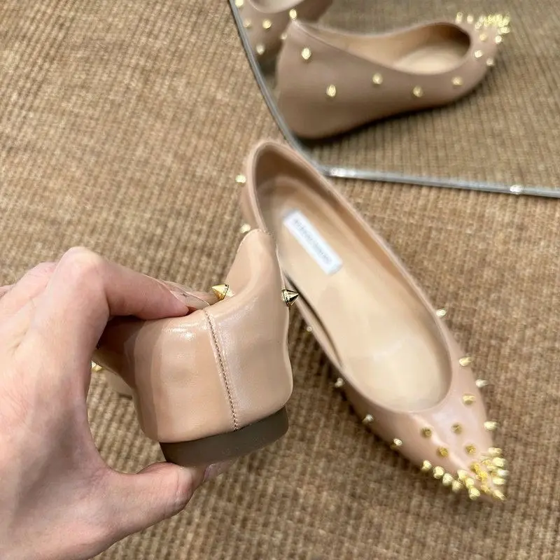 Autumn New Pointed Head Shallow Mouth Rivets Soft Sole Non-slip Low Top Shoes Women's Fashion Flat Shoes