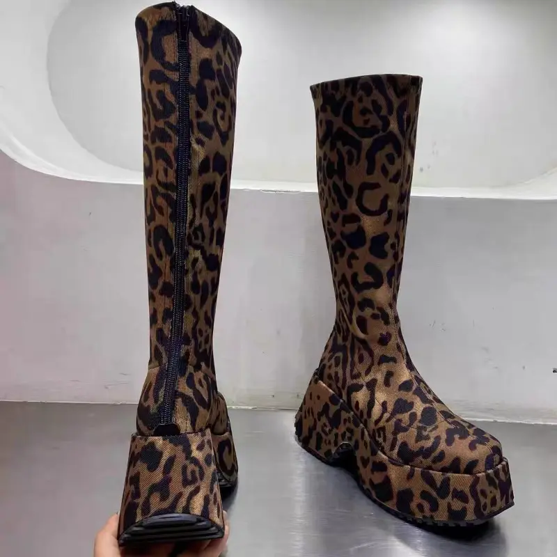 Winter New Chunky Boots Women's Fashion Round Head Thick Sole Leopard Print Back Zipper Style Thigh-high Boots