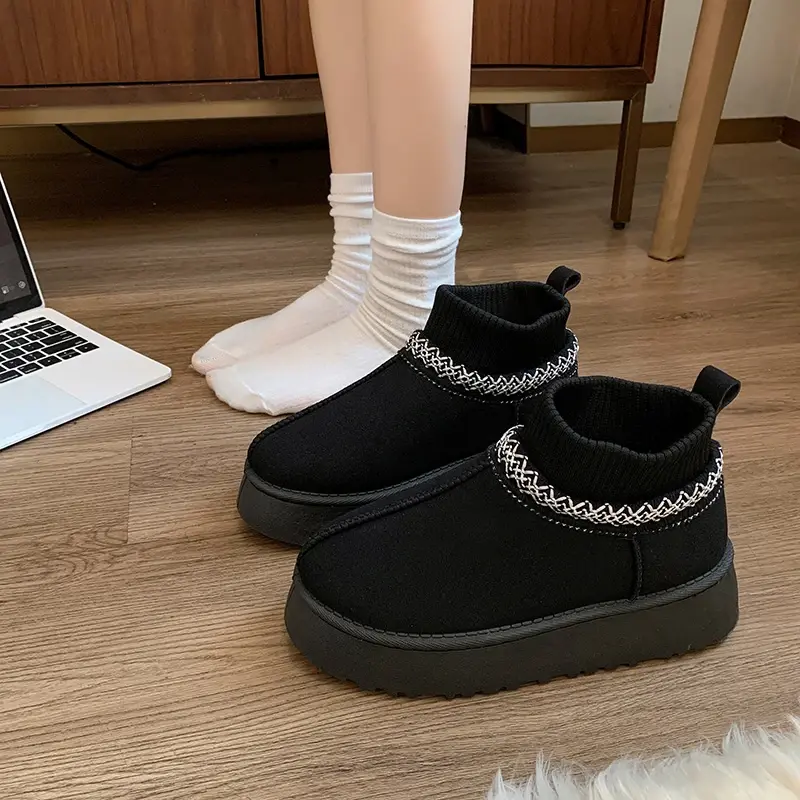 Women's Fashion Flat Snow Boots Winter New Round Head Suede Splicing Type Anti-slip Wear-resistant Thick Sole Cotton Boots