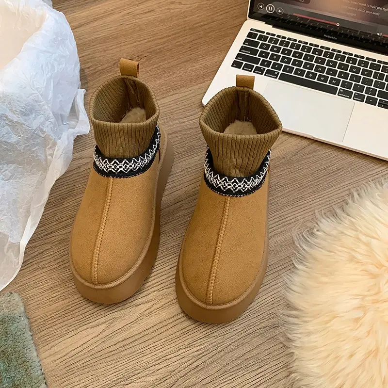 Women's Fashion Flat Snow Boots Winter New Round Head Suede Splicing Type Anti-slip Wear-resistant Thick Sole Cotton Boots