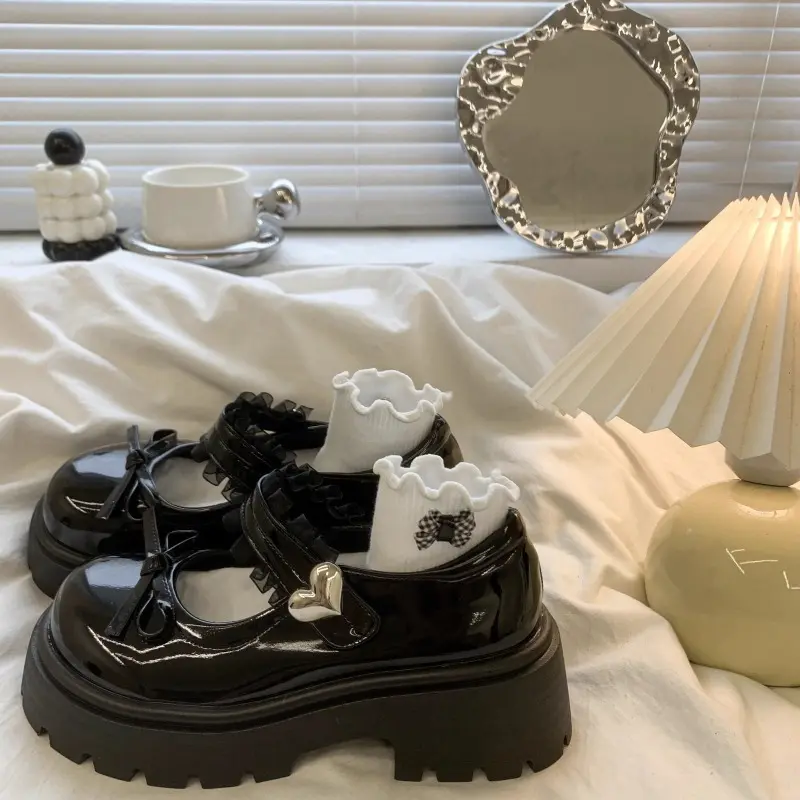 Retro Bow Platform Small Leather Shoes Women's New Autumn Round Toe Shallow Mouth Hundred Matching Skirt Mary Jane Shoes