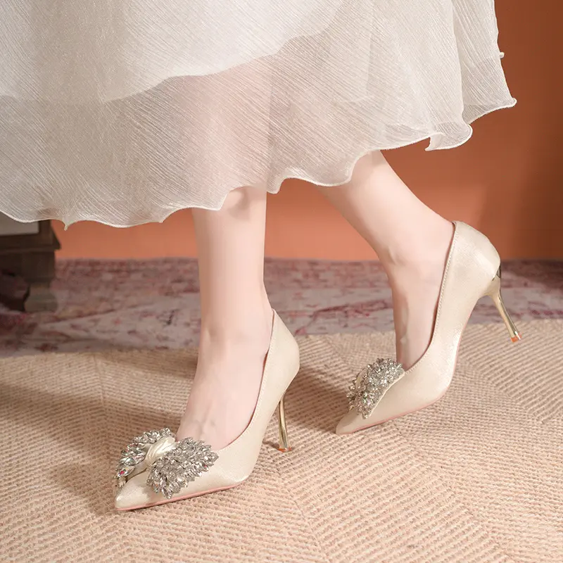 Temperament High Heels Women's Autumn New Pointed Toe Shallow Mouth Shiny Rhinestone Bow Stiletto Single Shoes