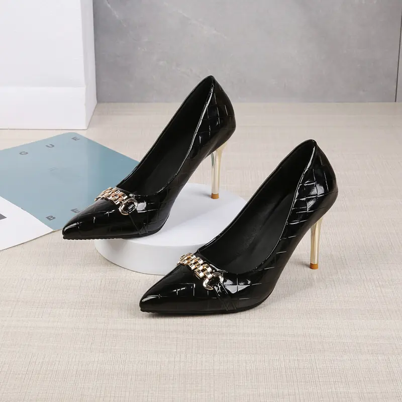 Women's fashion high heels fall new pointy shallow mouth metal chain patent leather plaid single shoes