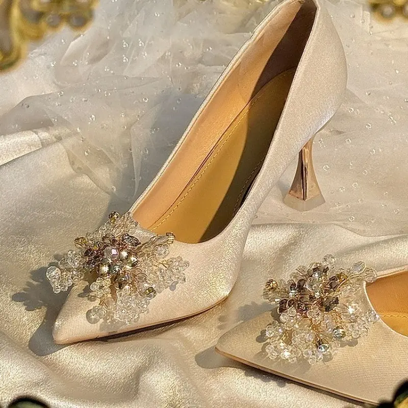 Autumn New Pointed Toe Shallow Mouth Slip-on Non-Slip Wear-Resistant High Heels Crystal Flower Slip