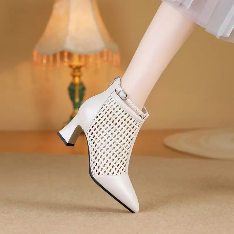 The New Summer Style of Hollow Thick-heeled and High-heeled Breathable Mesh Boots Goes Well with Versatile Mesh Ankle Boots
