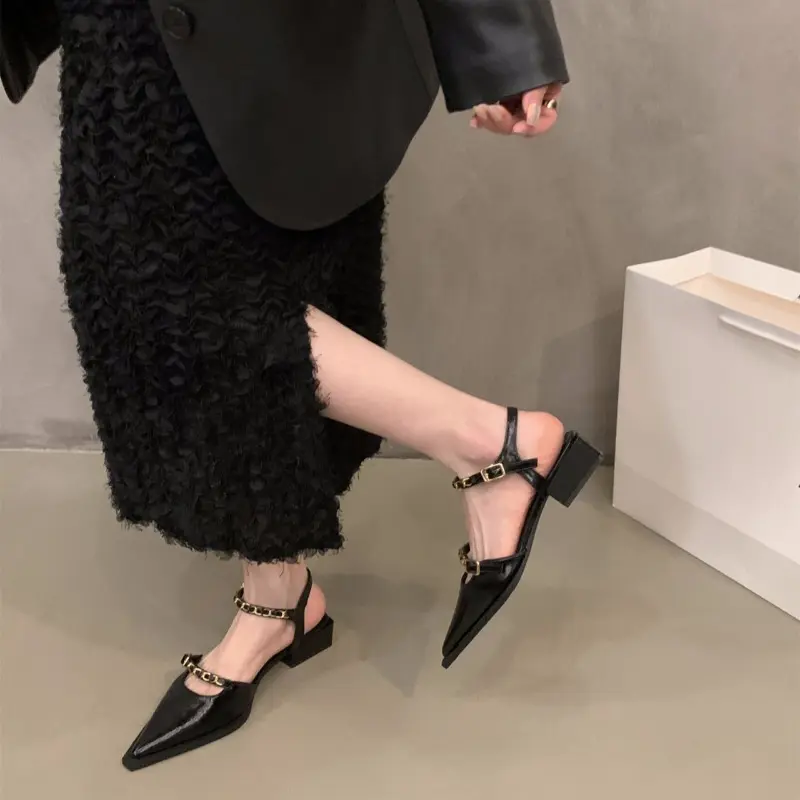 Women's Baotou Sandals Autumn New Pointed Head Shallow Mouth Metal Chain Side Air Breathable Single Shoes