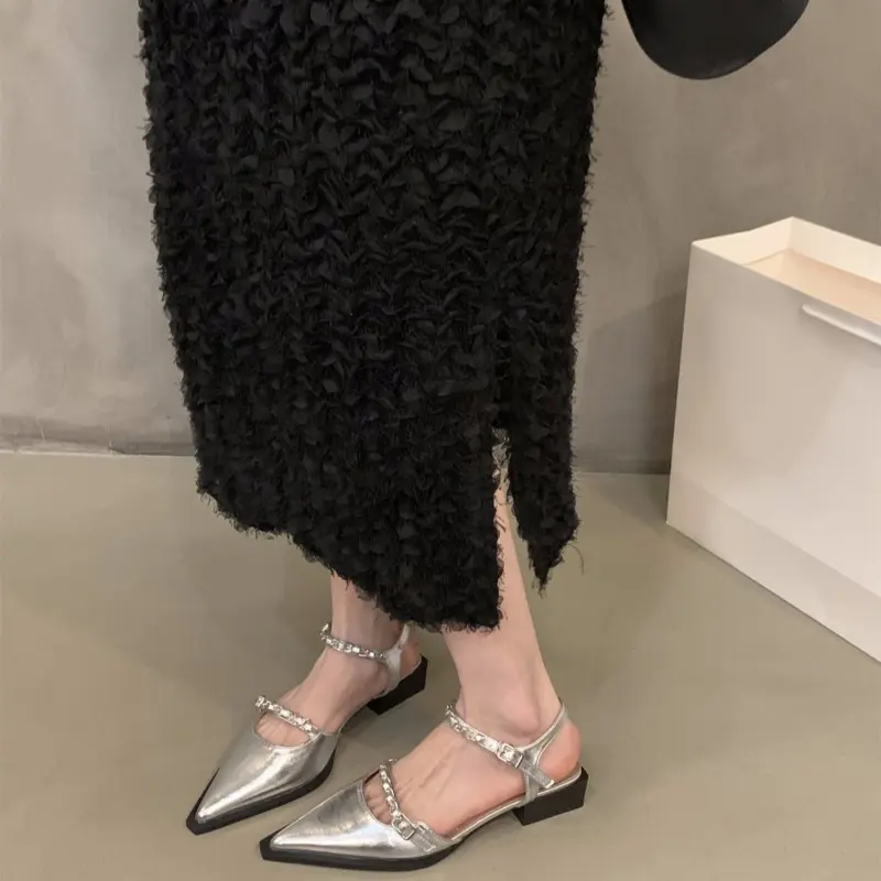 Women's Baotou Sandals Autumn New Pointed Head Shallow Mouth Metal Chain Side Air Breathable Single Shoes
