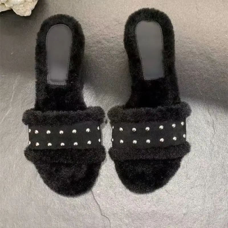 Low Heel Flip Flops Autumn New Round Head Open Toe Rivet Fluff Soft Bottom Anti-slip Wear-resistant Cotton Mops