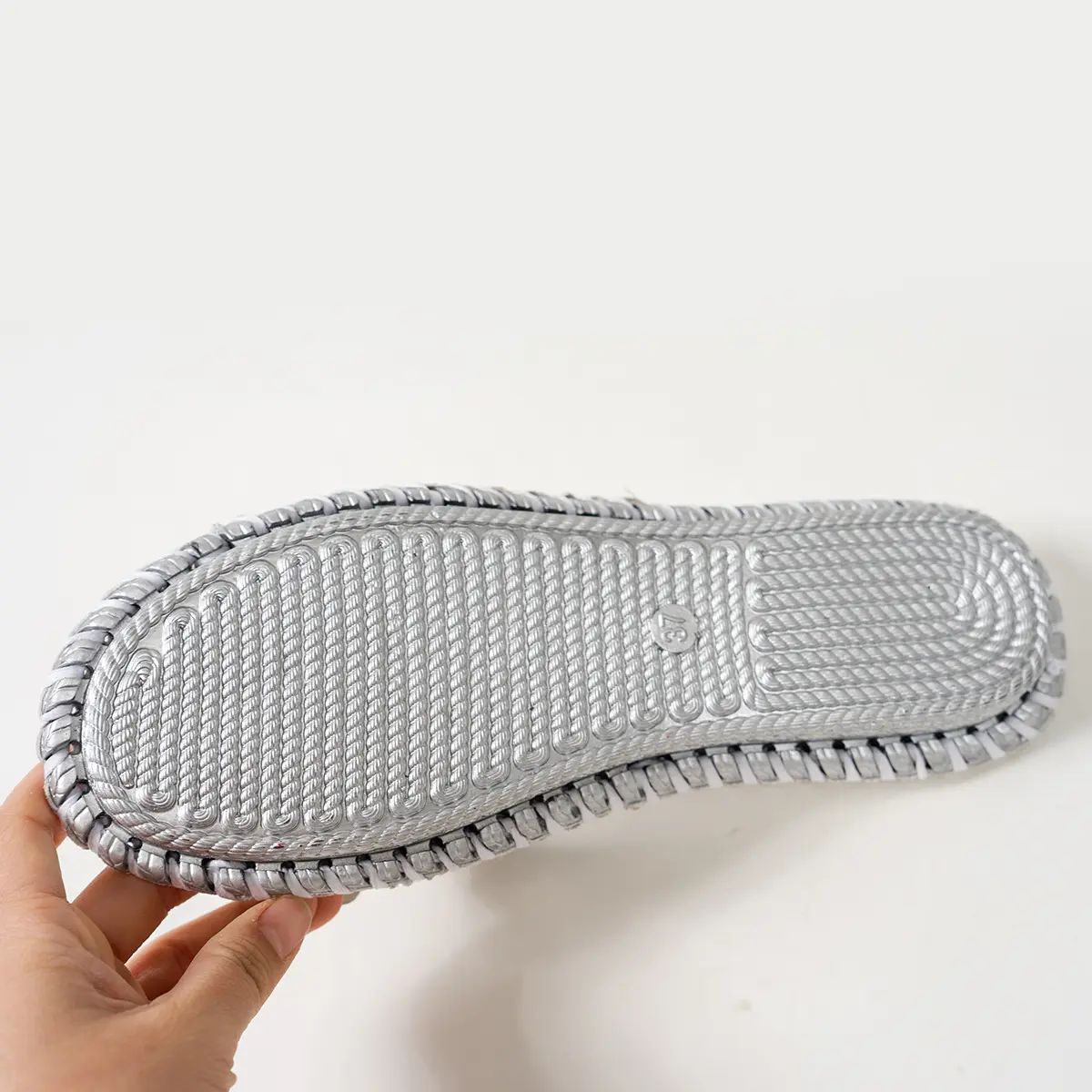 Aphixta New Fashion Flower Slippers Women Summer Round Toe Shoes Indoor Flat Heel Bling Slides zapatos de mujer pantunflas