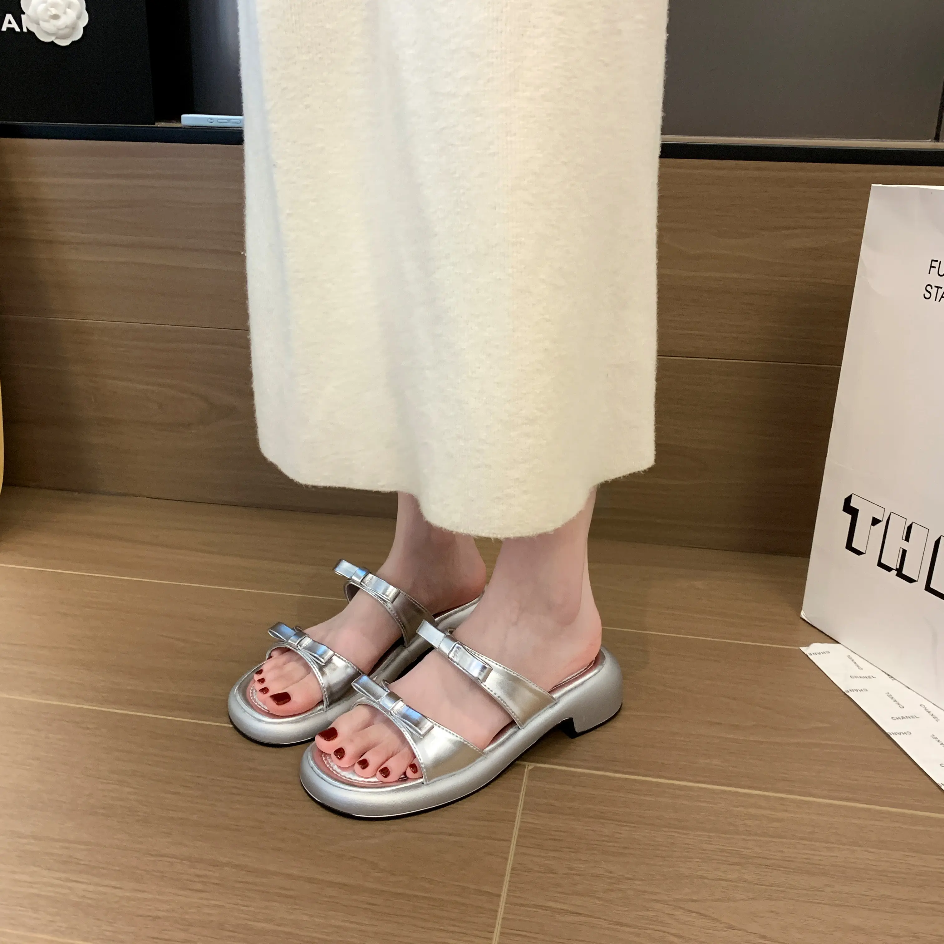 Aphixta Fashion Straps Summer Beach Shoes 4.5cm Square Heels Slippers Women Sweet Bow Mulers Outside Summer Sandals Shoe Slides