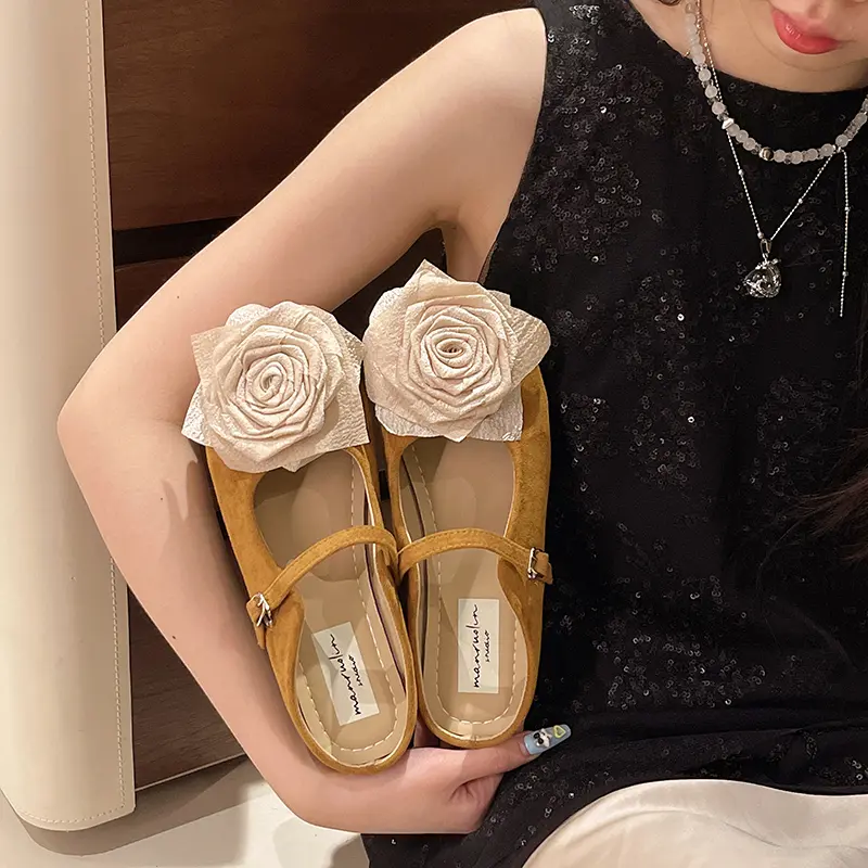 Aphixta New Big Flower Dec Slippers Khaki Sweet Women Slippers Soft Sole Slip On Outside Round Toe Shoes Flat Heel Fashion Slide