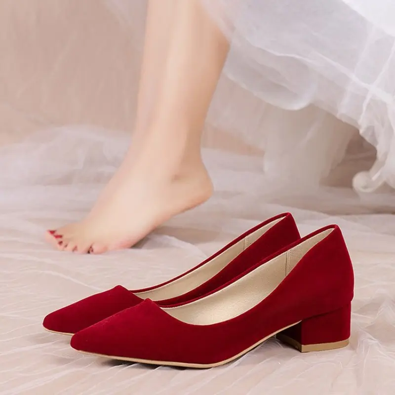 French Red Wedding Shoes for Women 2025 Spring/Summer/Autumn New Thick Heels Pointed Not Tiring Feet Bride Shoes