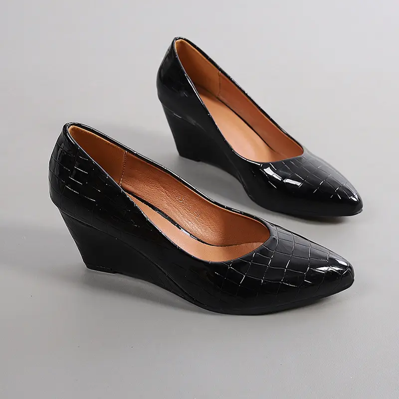 2025 Spring Summer Wedges Heels Women Party Shoes Fashion Office Pointed Toe Plus Size 42 Gold Silver Black Ladies Pumps