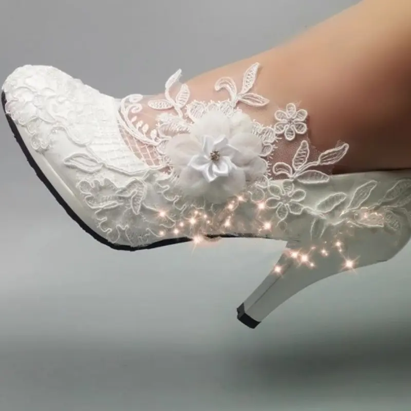 Spring new round-toe waterproof platform lace rhinestone low-heel wedding shoes thin high-heeled dress large-size women's shoes