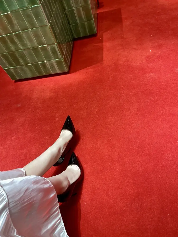 Black patent leather red soled high heels for women 2024 new professional temperament pointed shallow mouth sexy single shoes