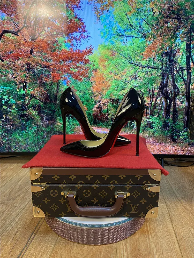 Black patent leather red soled high heels for women 2024 new professional temperament pointed shallow mouth sexy single shoes