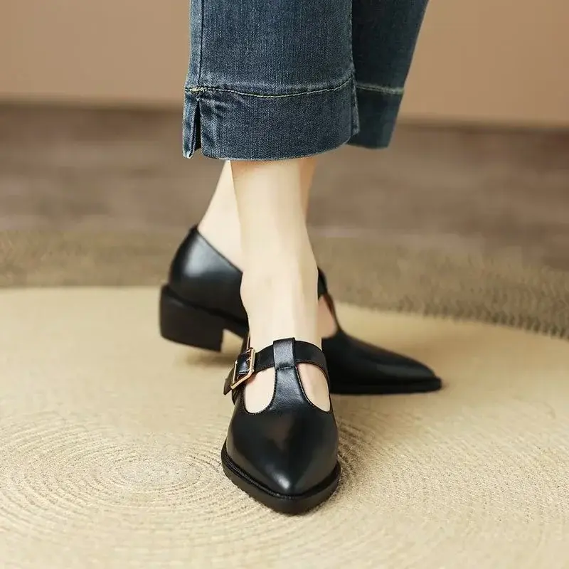 2024 New Fashion Round Toe Women Flats Shallow Mouth Mary Jane Women Flats Concise Ankle Strap Buckle Ladies Flat Shoes