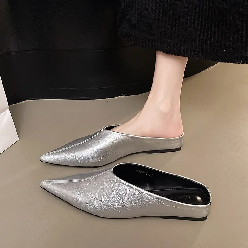 Woman's Slippers Loafers Luxury Slides Female Mule Cover Toe Square Heel on A Wedge Heeled Mules Low Designer Block 2025 Hot