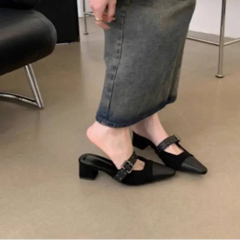 Womens Slippers with Brown/Black Middle Heel Close Toes Belt Buckle Non Slip Versatile 2025 Summer Outdoor PU Fashion Slippers