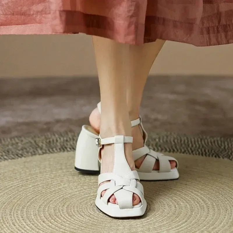 New Thick Heel Romen Sandals Women High Heel Leather Shoes Retro Weave Hollow Platform British Style Female Shoes 2024