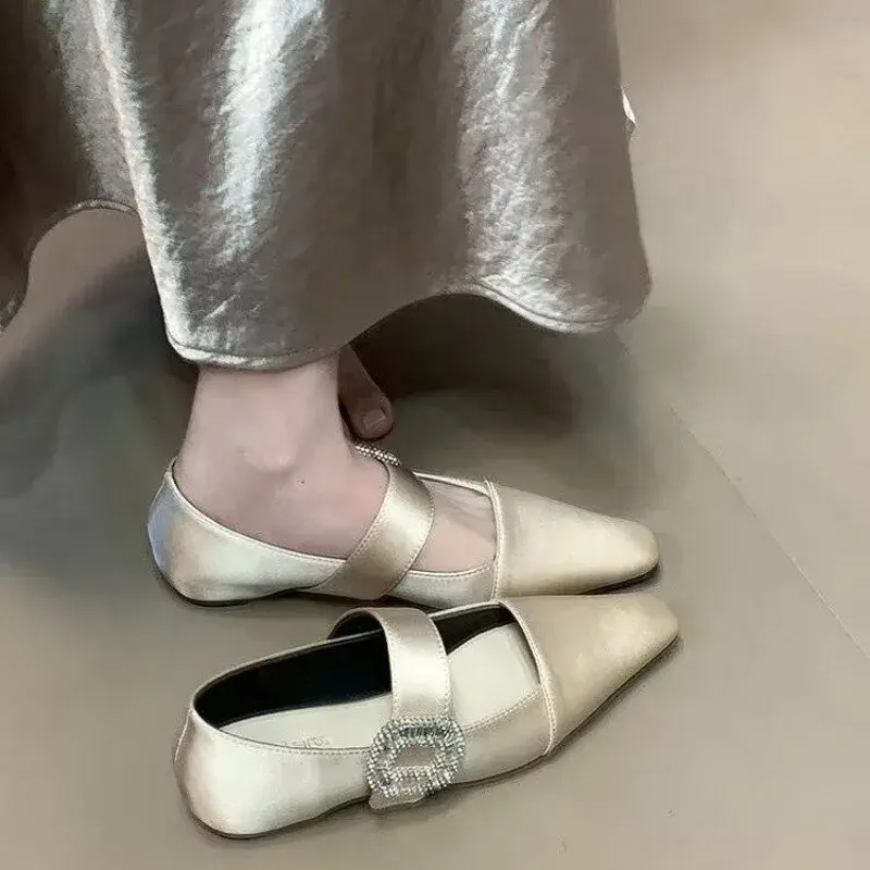 Silk Luxury Designer Brand Women Shoes Crystal Buckle Low Heel Dress Shoe Female Comfy 2025 New Shoes Footwear Women