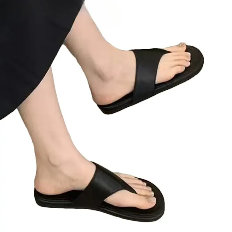 Flats Women Slippers Designer Clip Toe Flip Flops Casual Shoes Woman 2025 Summer New Trend Home Slides Walking Femme