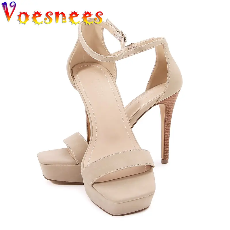 New Fashion Sandals Sexy Buckle Strap Summer Woman Wedding Party High Heels Shoes Club Comfort Square Head Platforms Women Pumps