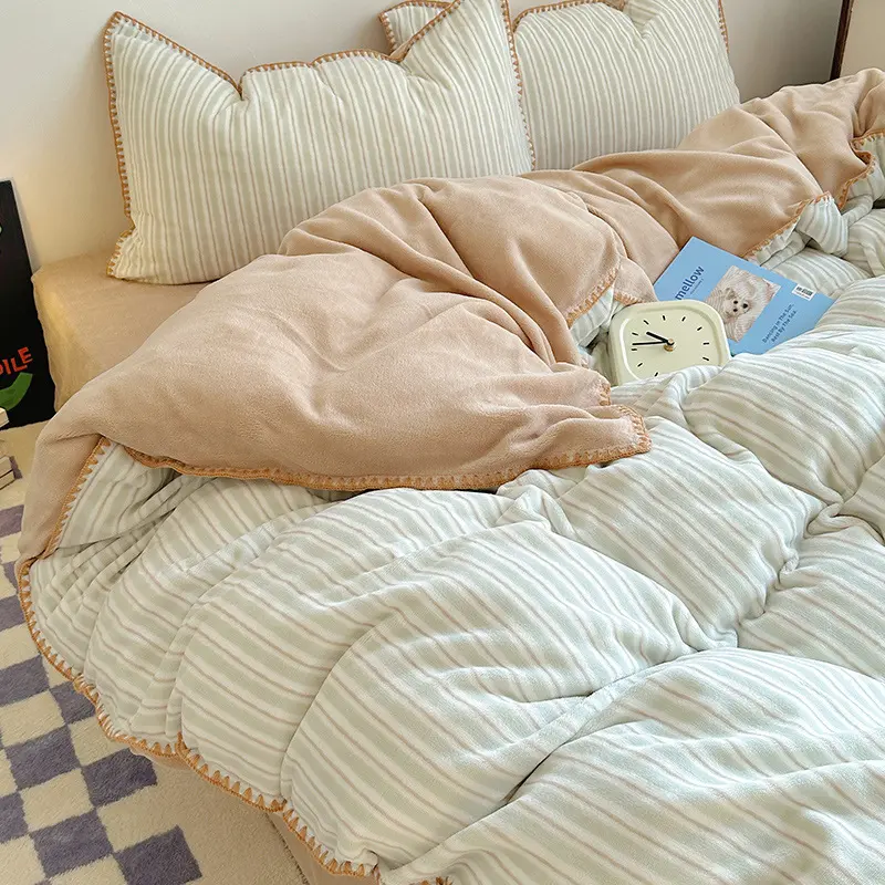 Luxury Winter Flannel Warm Bedding Set Fashion Fine Stripe Printed Comfortable Duvet Cover Set Skin-Friendly and Soft Home Decor