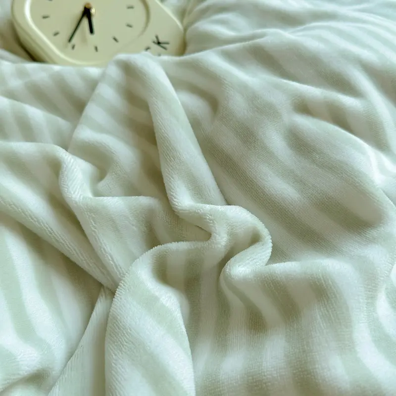 Striped Milk Velvet Bed Sets with Shell Edges Ins Style Thickened Cozy Bedding Set for Adult Warm Bedclothes for Autumn Winter