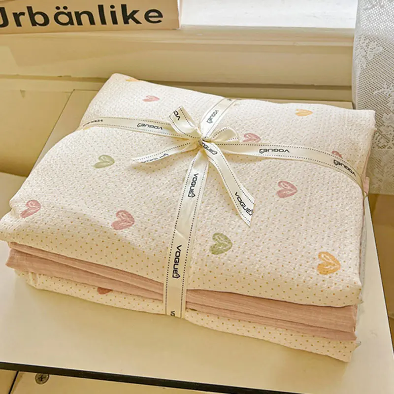 Nordic Style Small Floral Print Bedding Sets Ultra Soft Breathable Single Queen Bedclothes Comforter Set for All Seasons