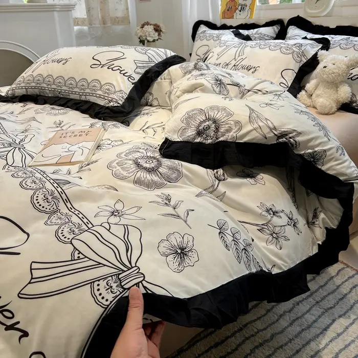 Hepburn Style Floral Print Bedding Sets Elegant Lace Super Soft Cozy Flat Sheet Set Home Dorm Textile Supplies for All Seasons