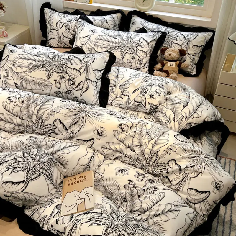 Hepburn Style Floral Print Bedding Sets Elegant Lace Super Soft Cozy Flat Sheet Set Home Dorm Textile Supplies for All Seasons