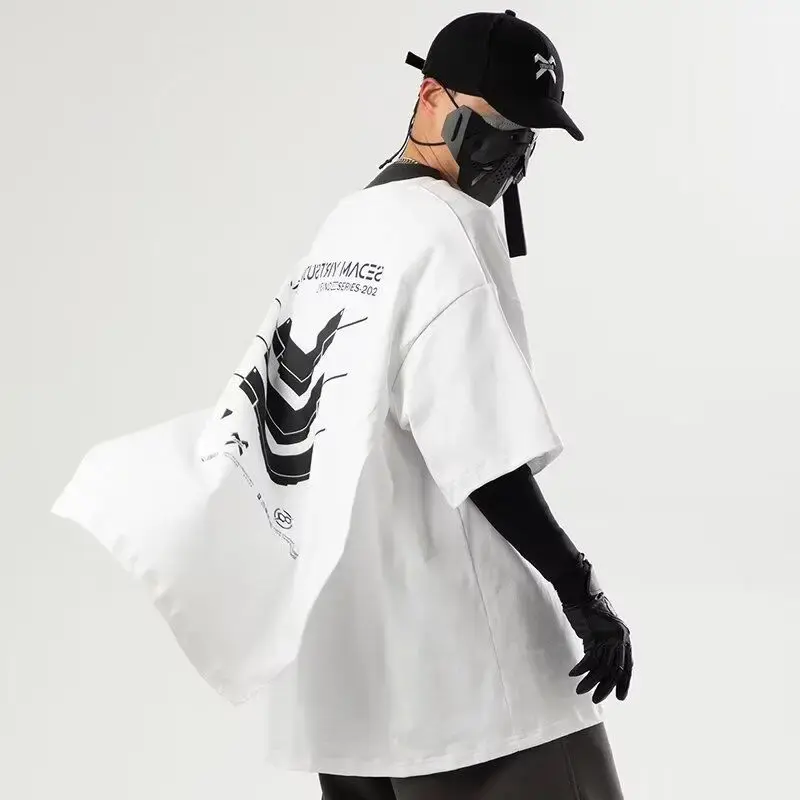 Fashion Y2k Men Tshirts Techwear Stylish Cape Design Casual Streetwear Anime Clothing Tops Tee Shirts for Men Oversized Summer