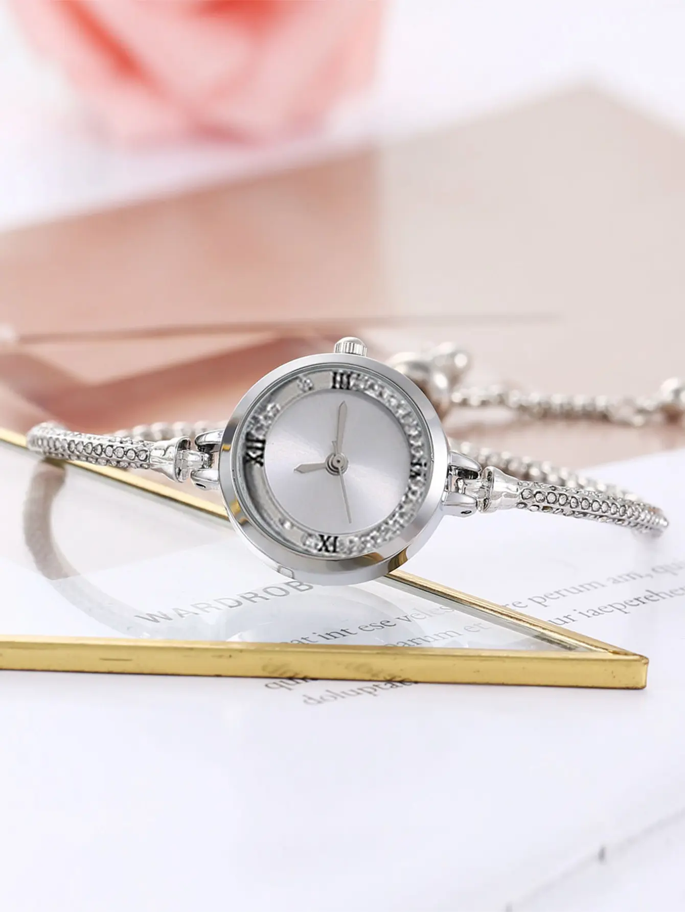 Fashion Luxury Women's Watch Gold Fine Strap Ladies Watch For Bracelet Montre Femme Female Wrist Watch Women Clock Relojes