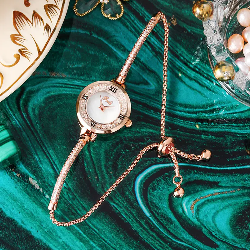 Fresh Elegant Women Watches Slender Rose Quartz Bangle Rhinestone Dial Concentric Circle Bracelets Watch Beautiful Ladies Gifts