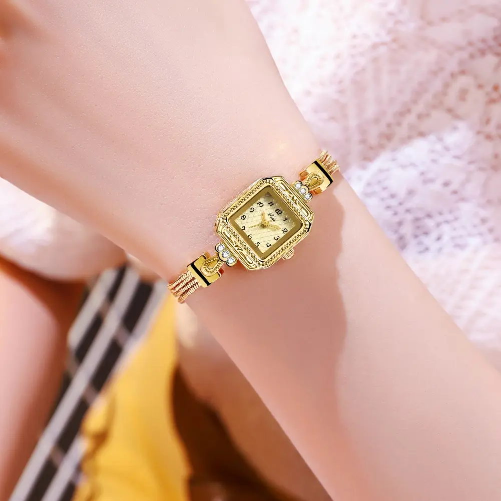 Elegant Lady Wristwatches Luxury Gold Square Dial Simple Casual Women's Watches Waterproof Stainless Steel Golden Girls Watches