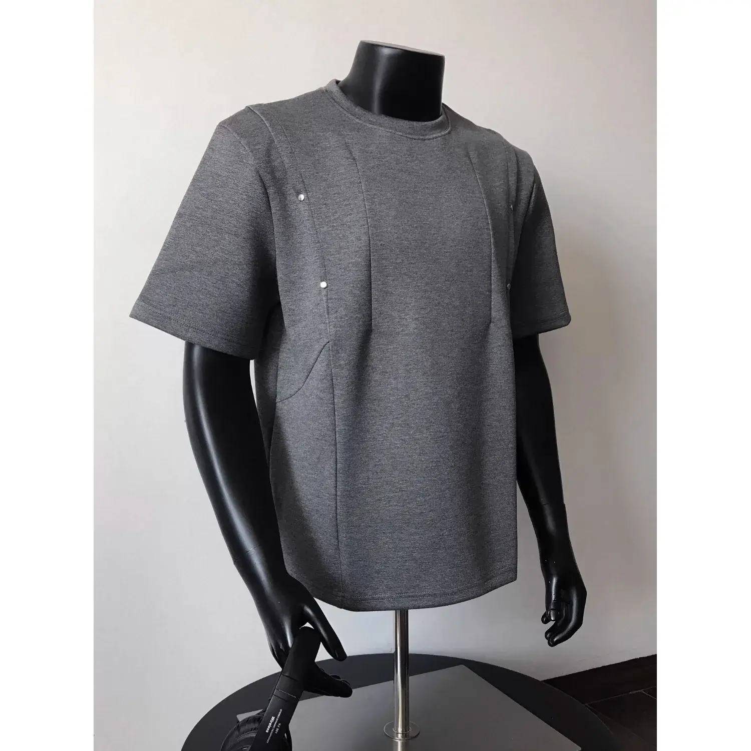 Techwear TShirts for Men Summer Baggy Clothing Rivet Pleated Design Y2k Black Punk Gothic Streetwear Casual Men's Tshirts