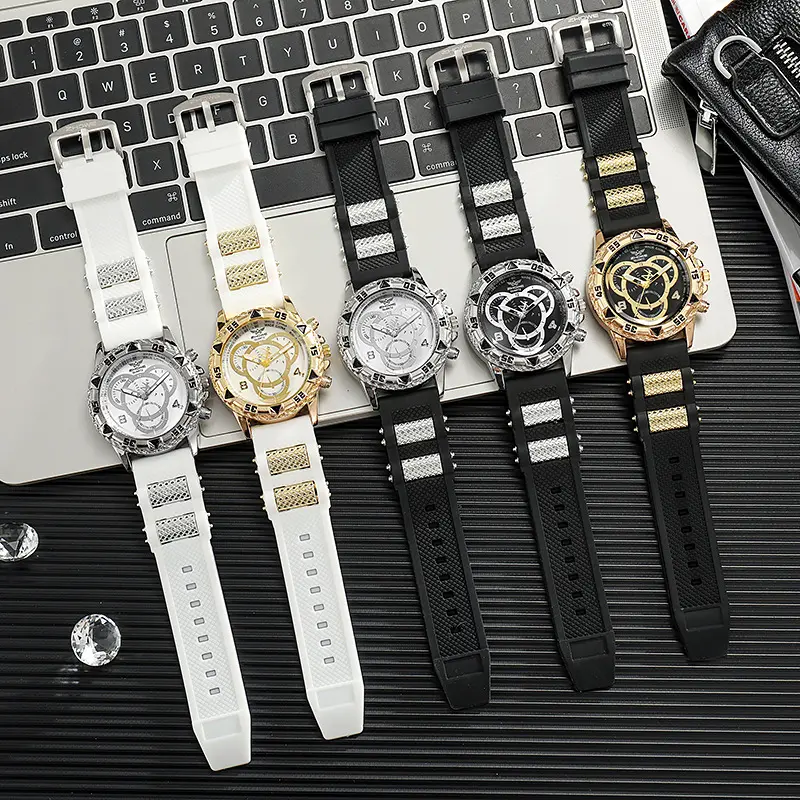 Luxury Gold Bear Watch 2025 Quartz Watch Men Military Watches Sport Wristwatch Silicone Fashion Hours