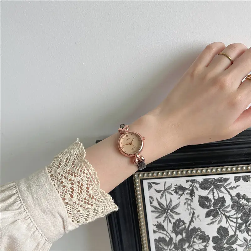 Narrow Strap Simple Casual Lady Watches Gold Luxury Elegant Quartz Wristwatch for Lady Fashion Ins Business Party Gift Clock